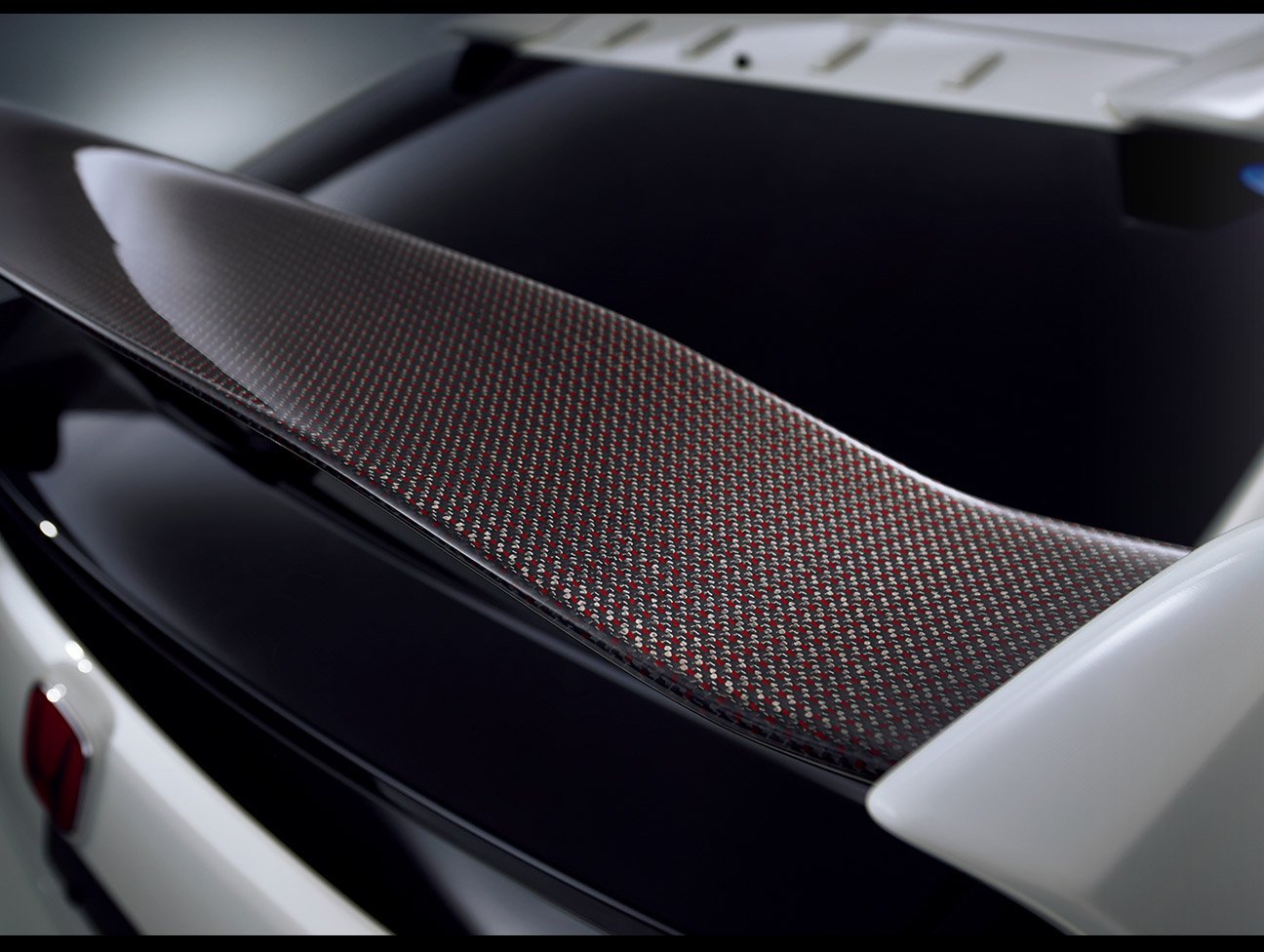 Honda Carbon Rear Tailgate Spoiler Kit- Honda Cvic Type-R FK8 - Kaiju Motorsports
