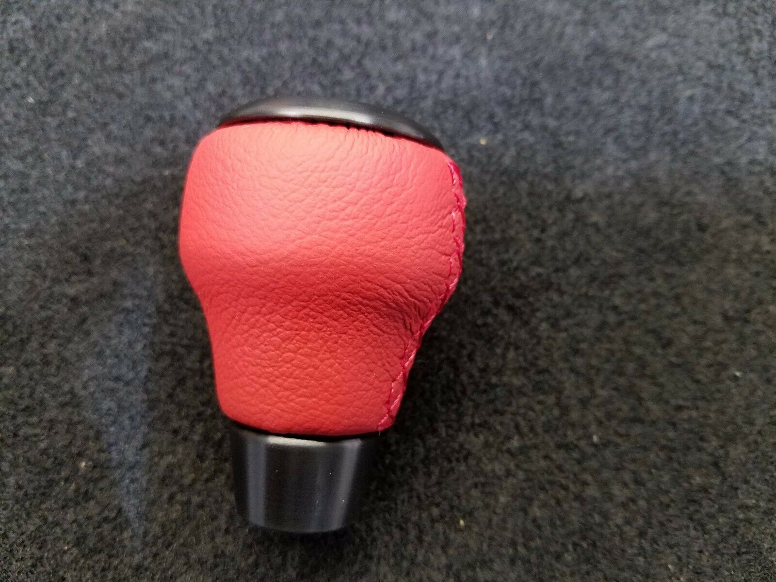Honda Red Leather Black Alumite Shift Knob (6-Speed) | Kaiju